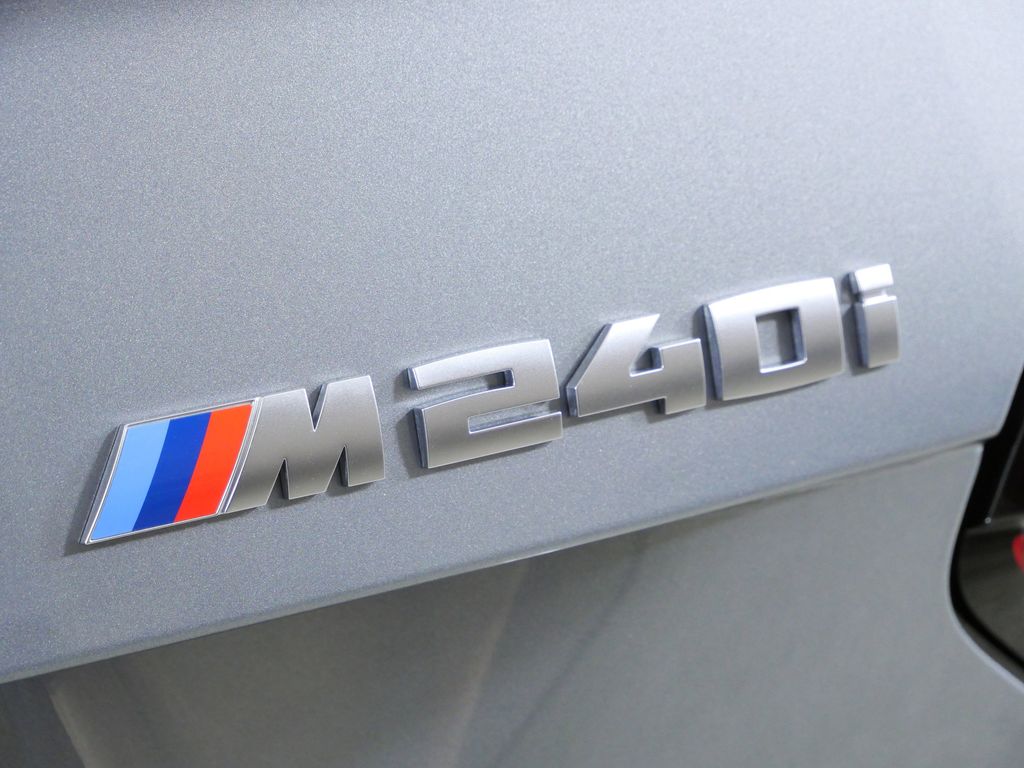 Thumbnail: 2025 BMW 2 Series - 25