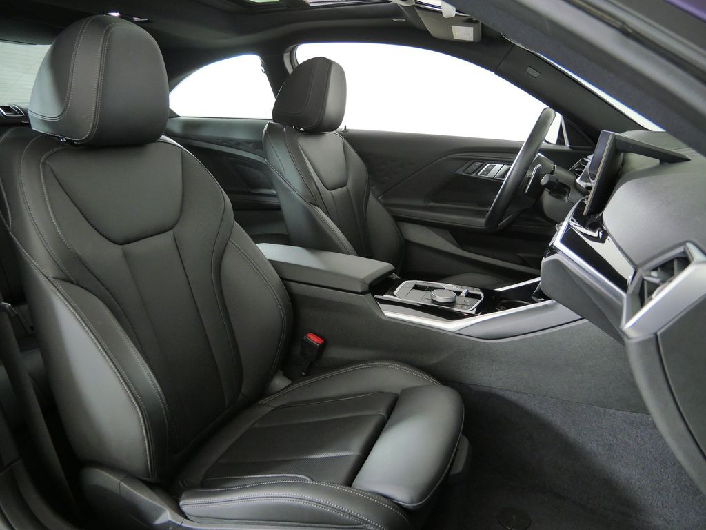 Thumbnail: 2023 BMW 2 Series - 11