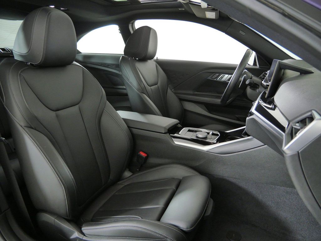 Thumbnail: 2023 BMW 2 Series - 11