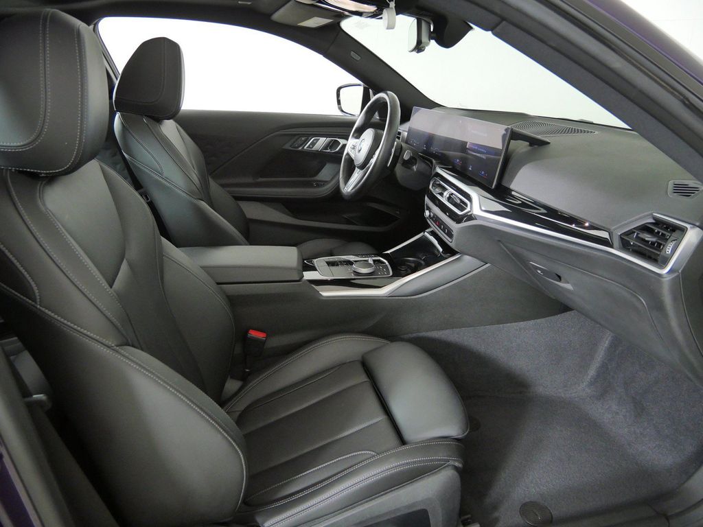 Thumbnail: 2023 BMW 2 Series - 10