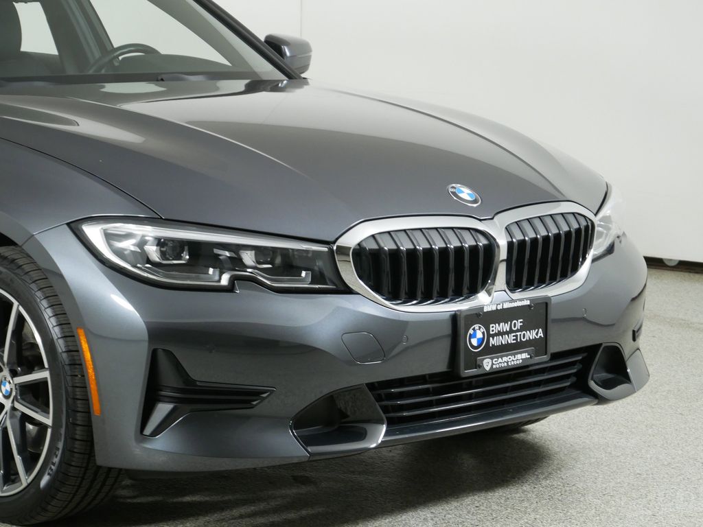 2022 BMW 3 Series 330xi 7