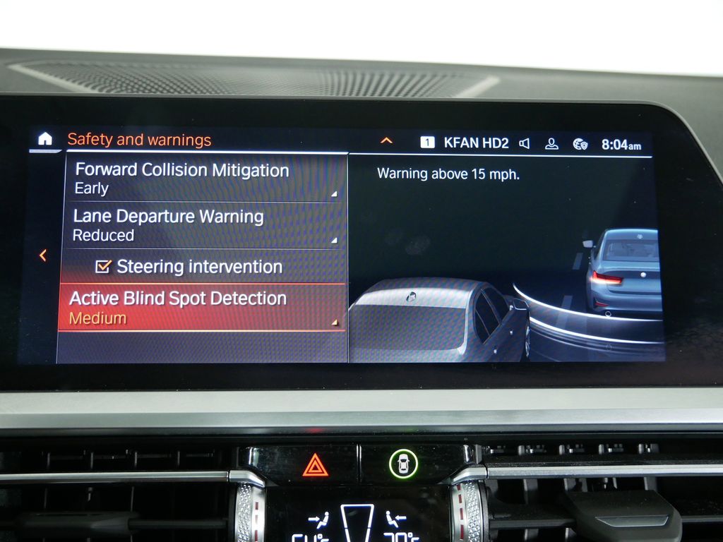 2022 BMW 3 Series 330xi 16