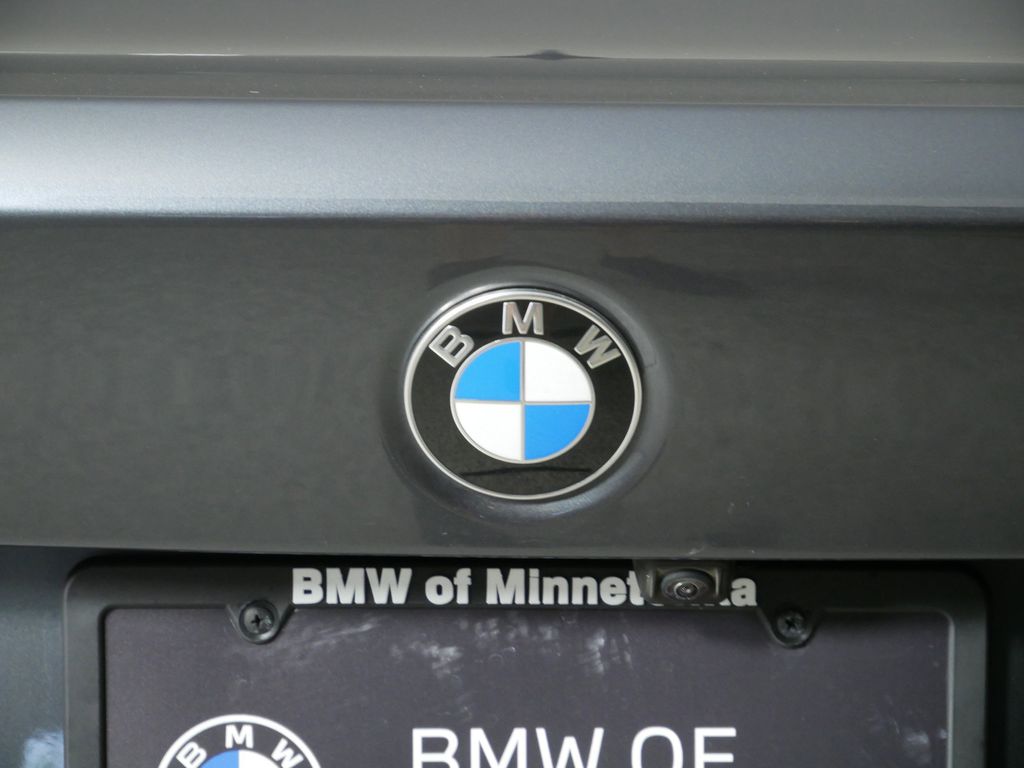 2022 BMW 3 Series 330xi 21