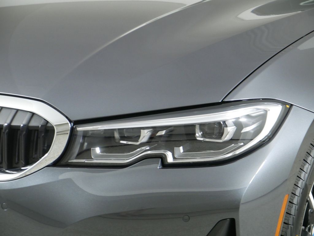 2022 BMW 3 Series 330xi 27