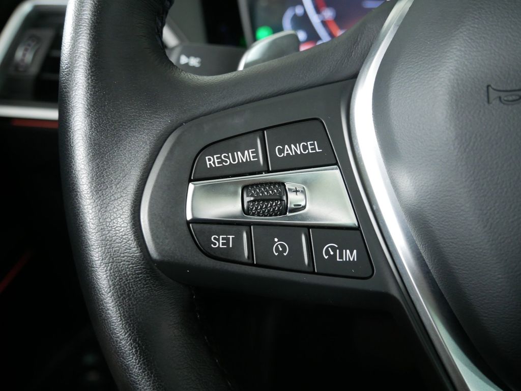 2022 BMW 3 Series 330xi 41