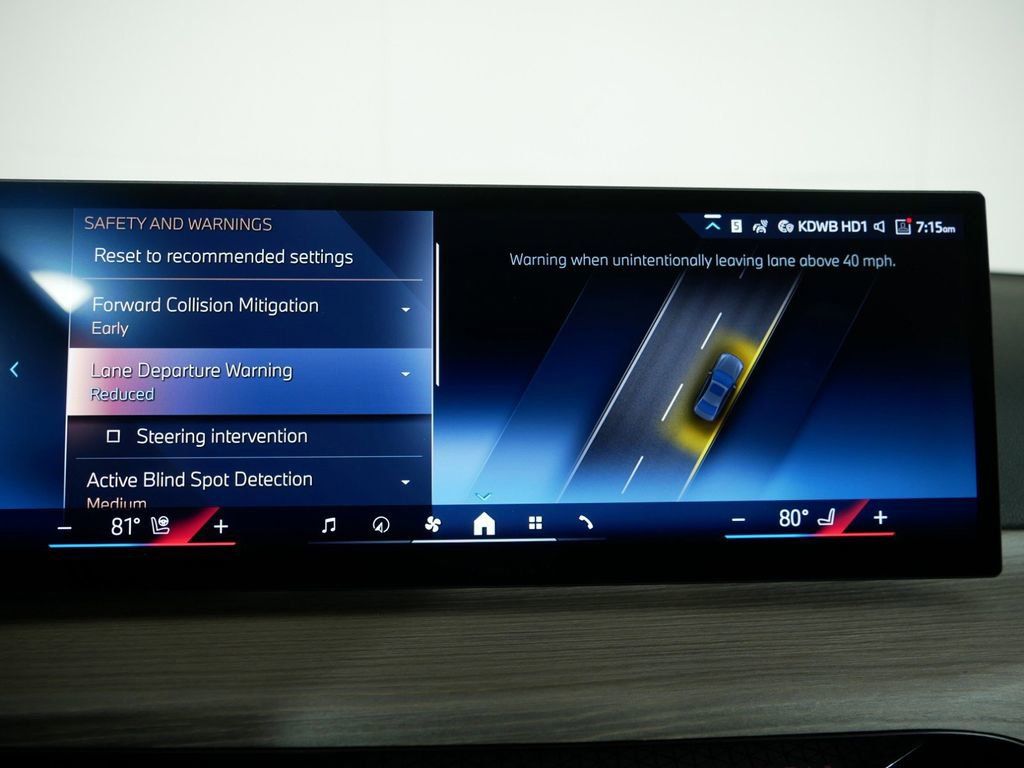 Thumbnail: 2025 BMW 3 Series - 47