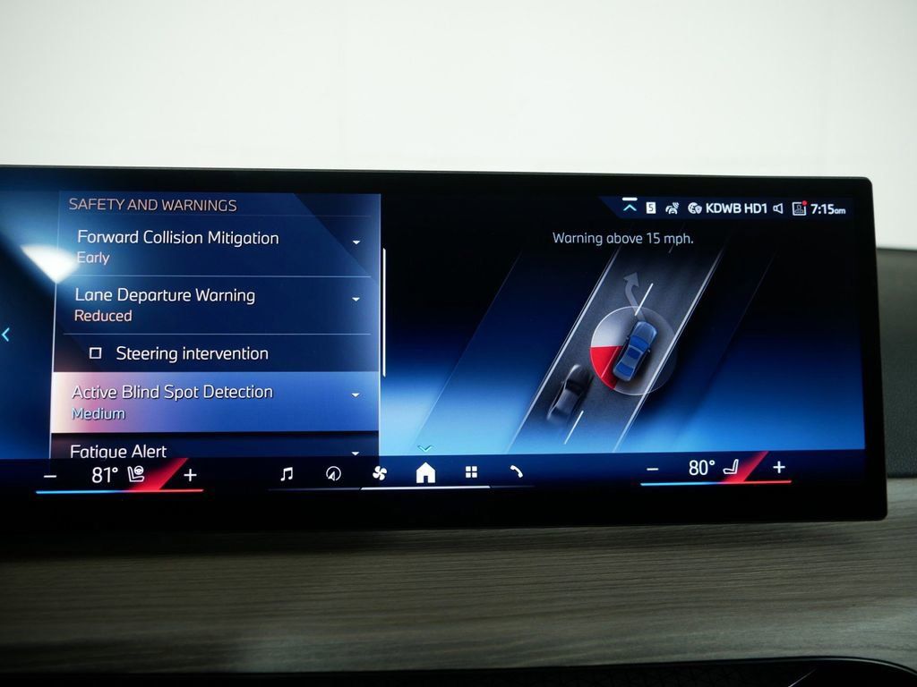 Thumbnail: 2025 BMW 3 Series - 48