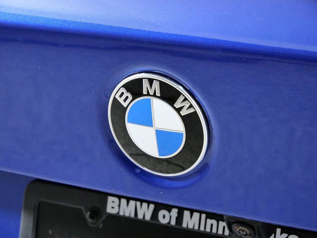 Thumbnail: 2026 BMW 3 Series - 6