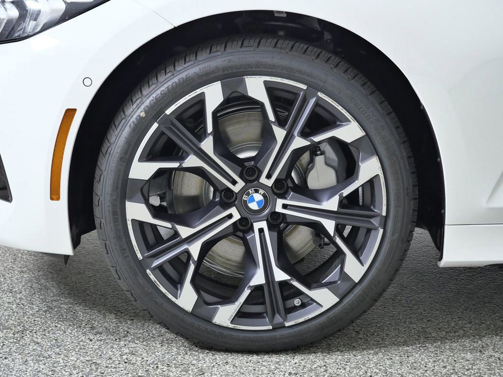 Thumbnail: 2026 BMW 3 Series - 8
