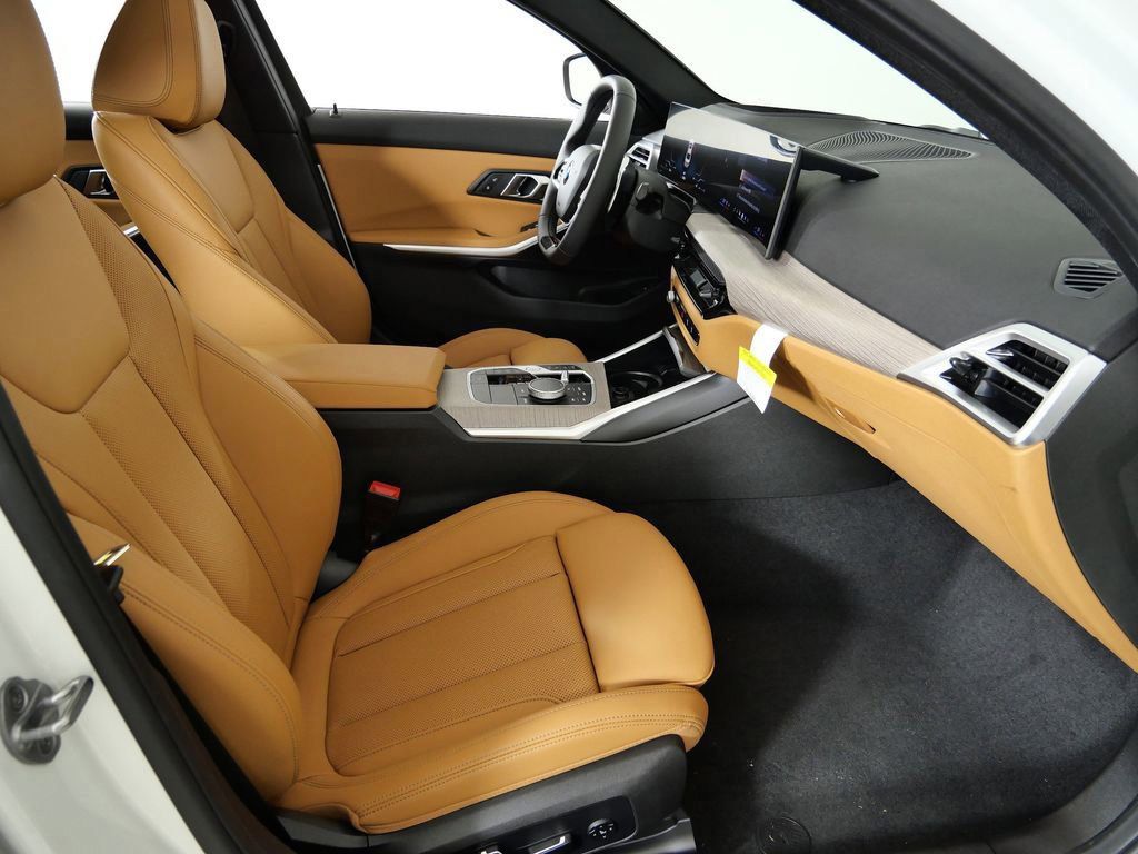 Thumbnail: 2026 BMW 3 Series - 9