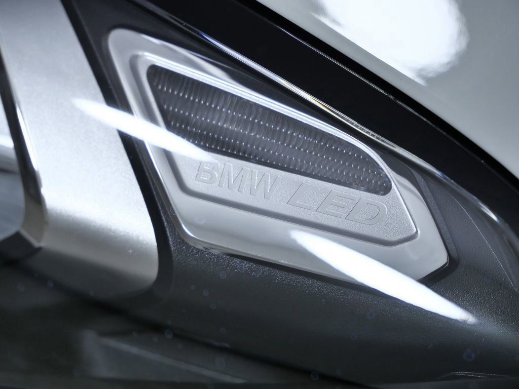 Thumbnail: 2026 BMW 3 Series - 18