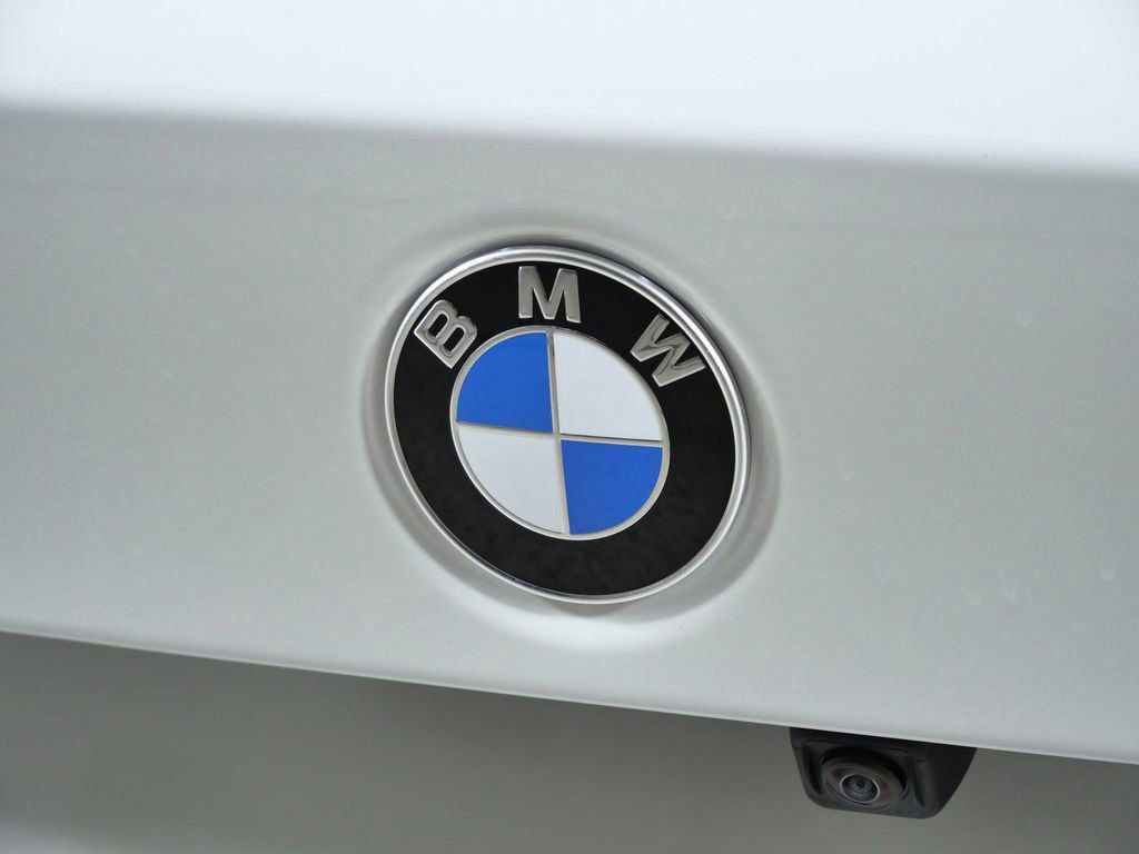 Thumbnail: 2026 BMW 3 Series - 7