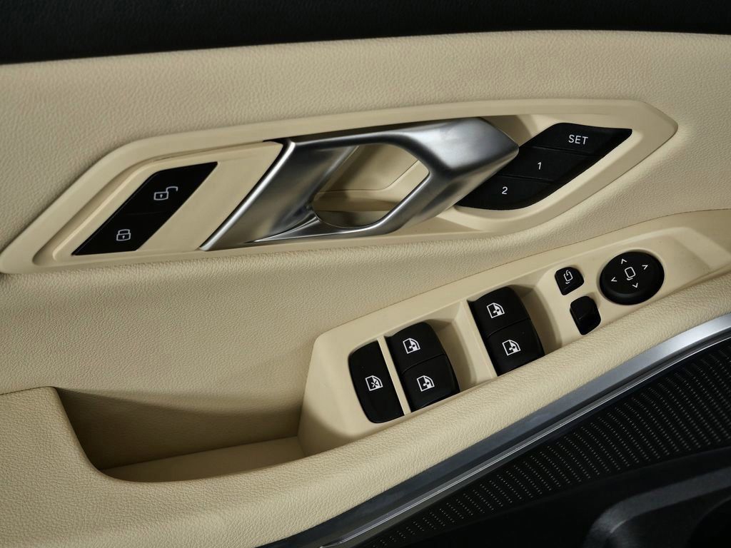 Thumbnail: 2026 BMW 3 Series - 38