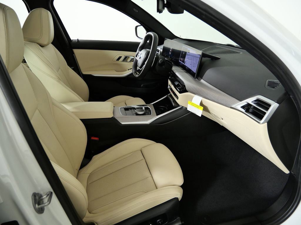 Thumbnail: 2026 BMW 3 Series - 9