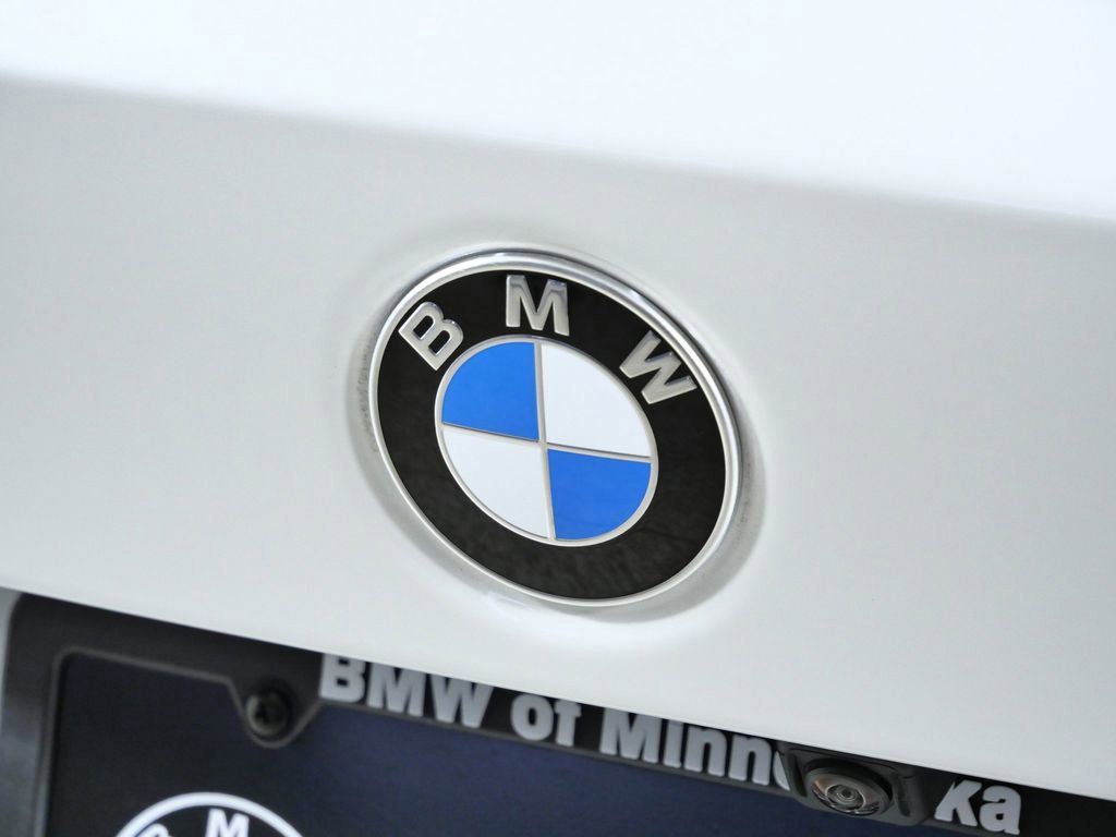 Thumbnail: 2026 BMW 3 Series - 7