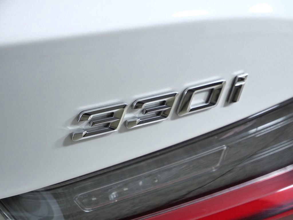 Thumbnail: 2026 BMW 3 Series - 22