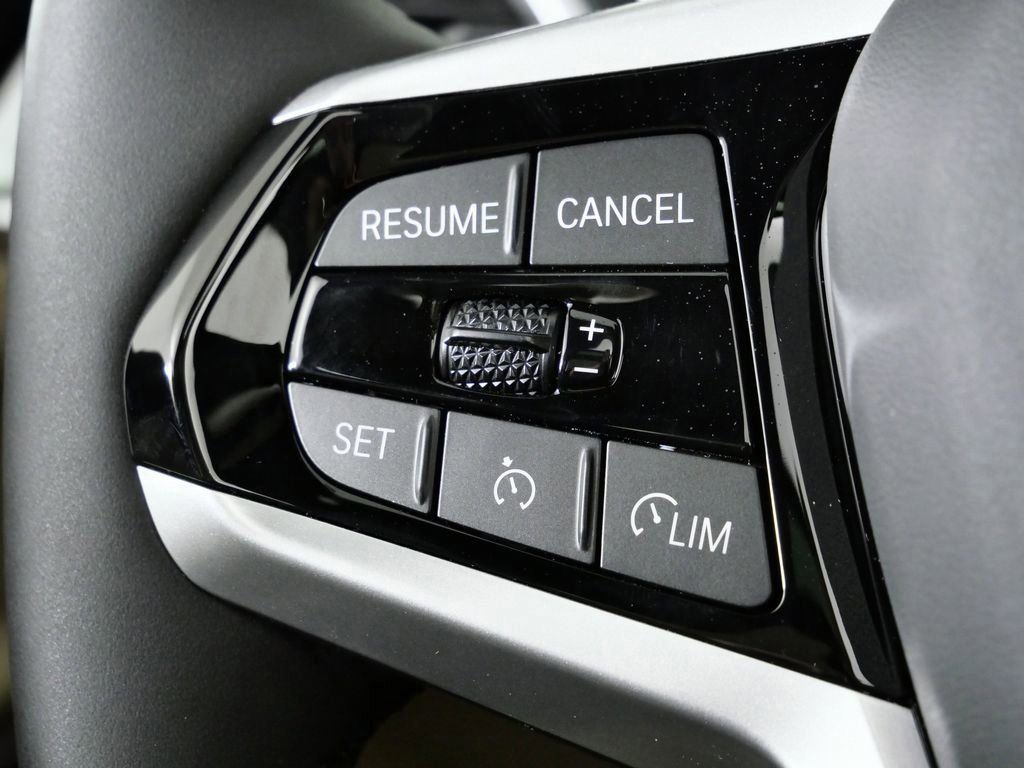 Thumbnail: 2026 BMW 3 Series - 40
