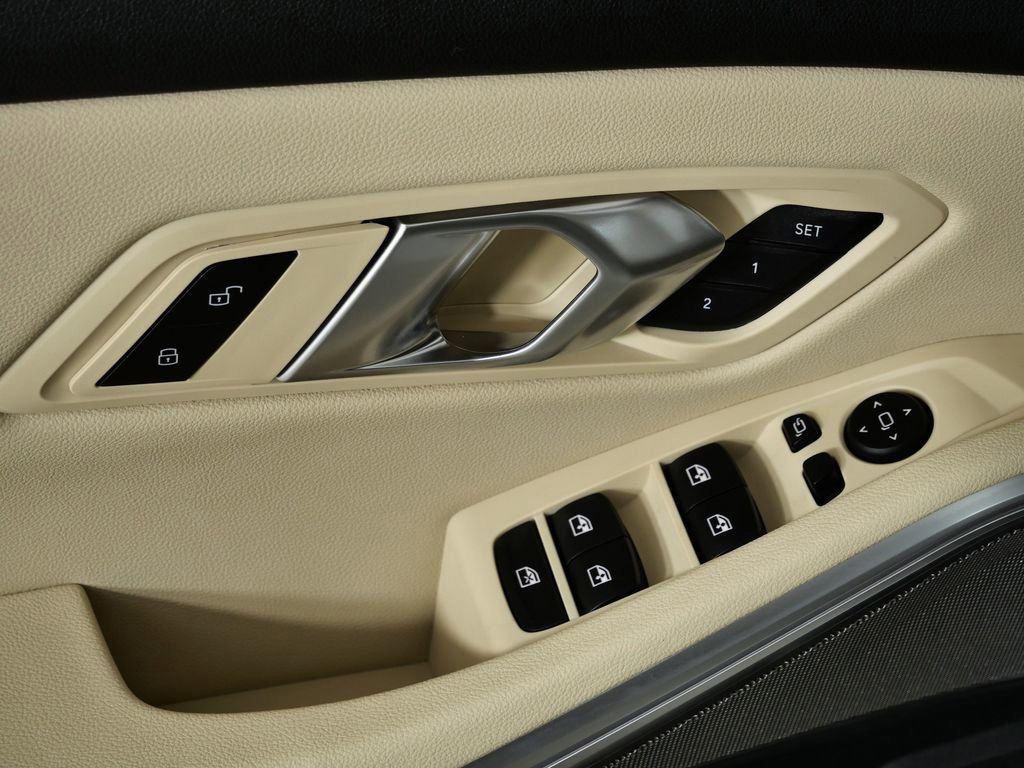 Thumbnail: 2026 BMW 3 Series - 37