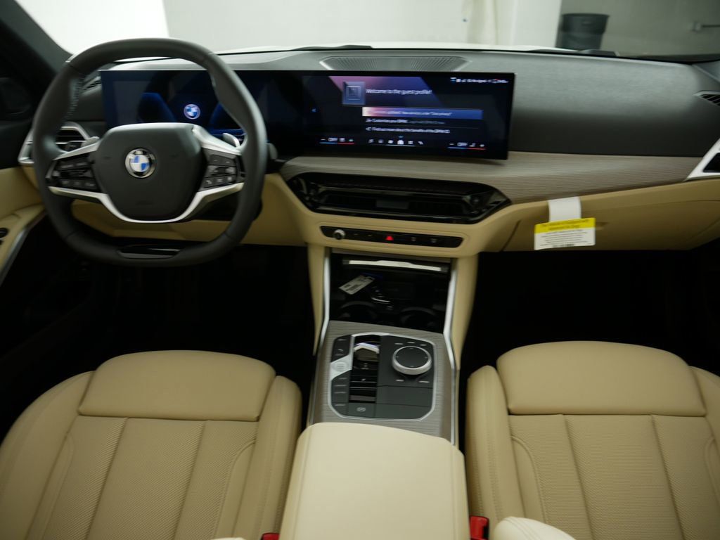 Thumbnail: 2025 BMW 3 Series - 2