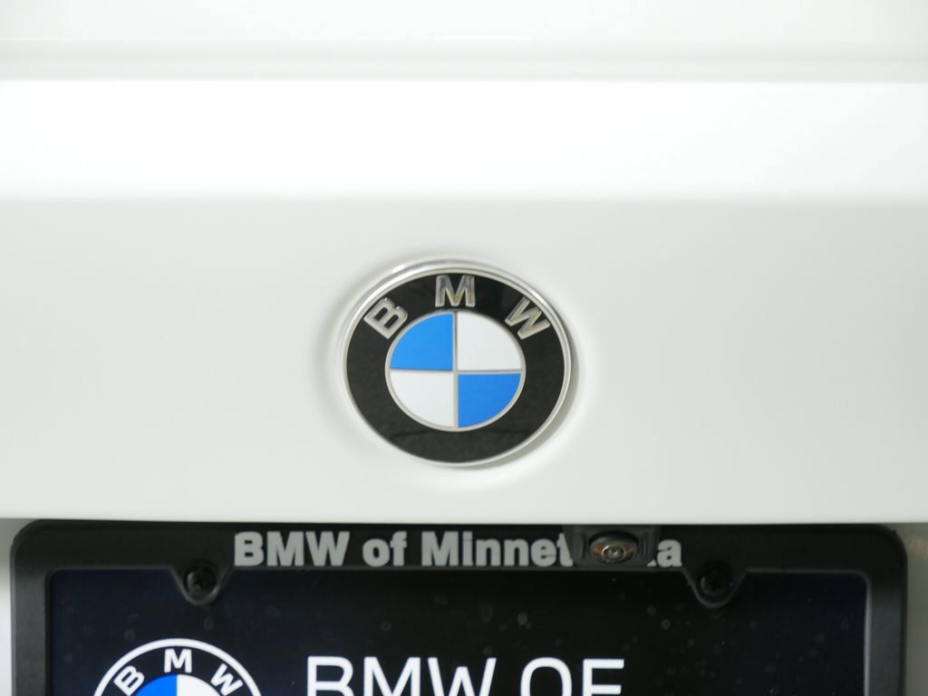 Thumbnail: 2025 BMW 3 Series - 7