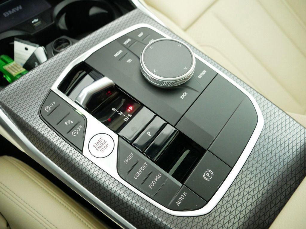 Thumbnail: 2025 BMW 3 Series - 47