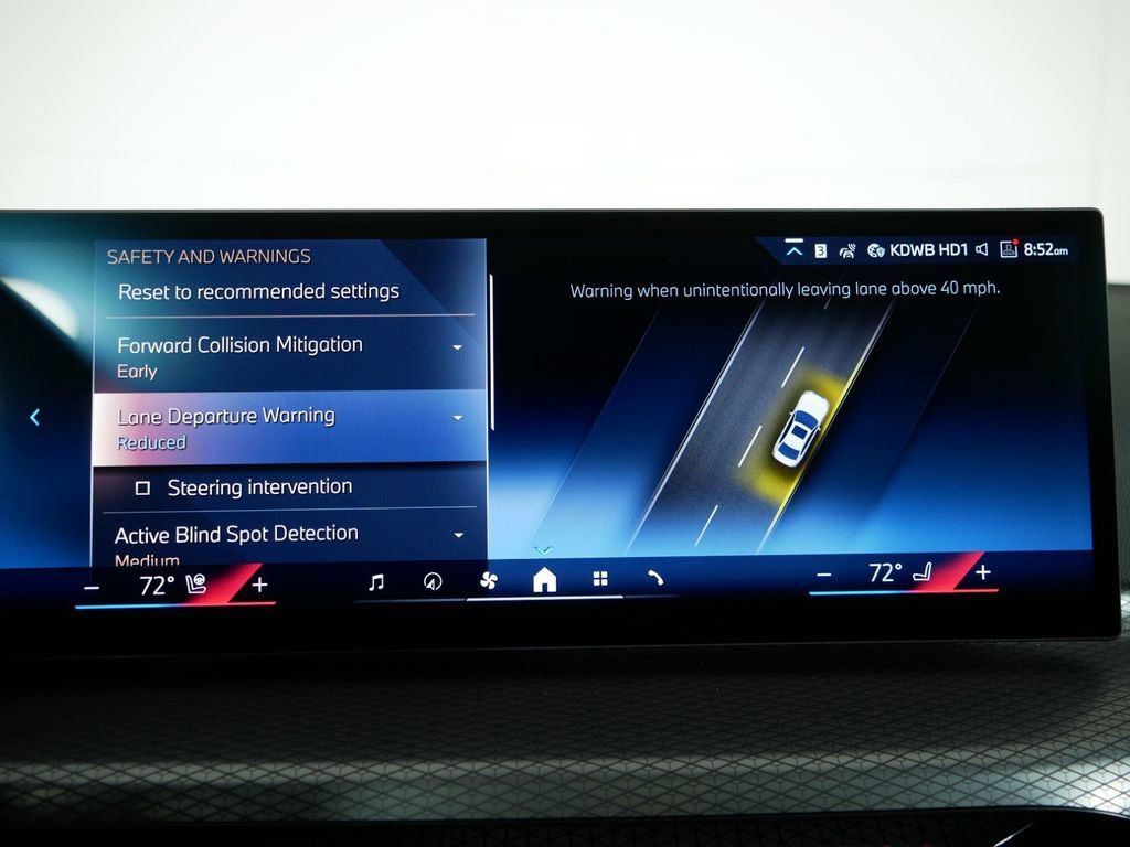 Thumbnail: 2025 BMW 3 Series - 42