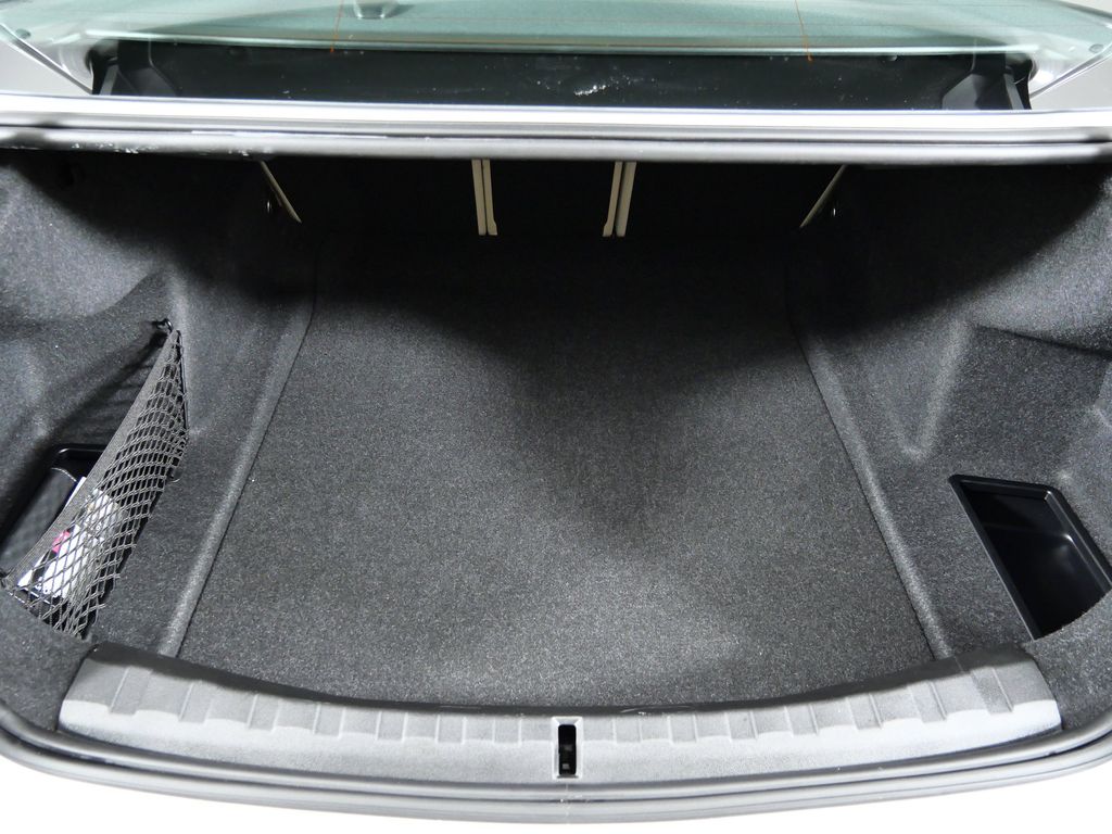 Thumbnail: 2025 BMW 3 Series - 15