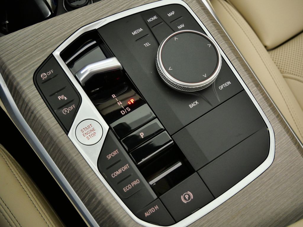 Thumbnail: 2025 BMW 3 Series - 47