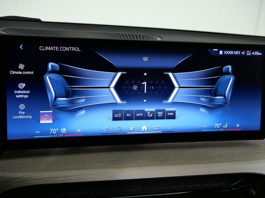 Thumbnail: 2025 BMW 3 Series - 44