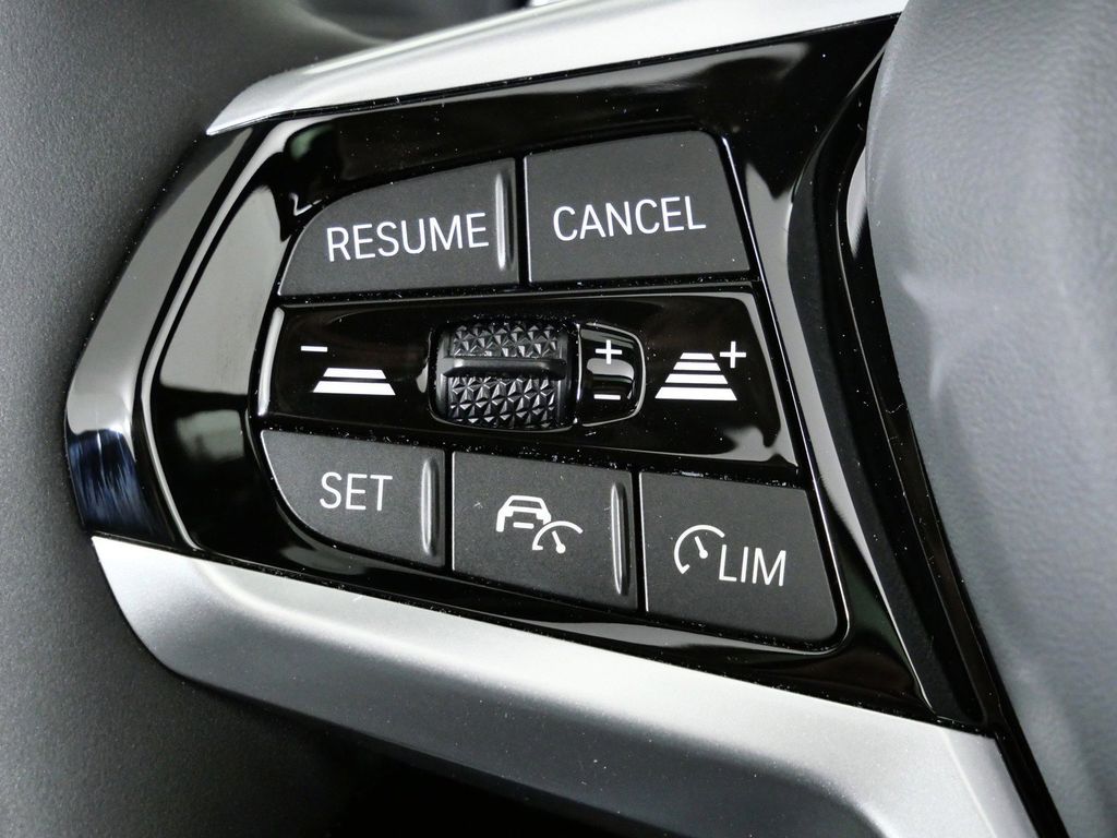 Thumbnail: 2026 BMW 3 Series - 43