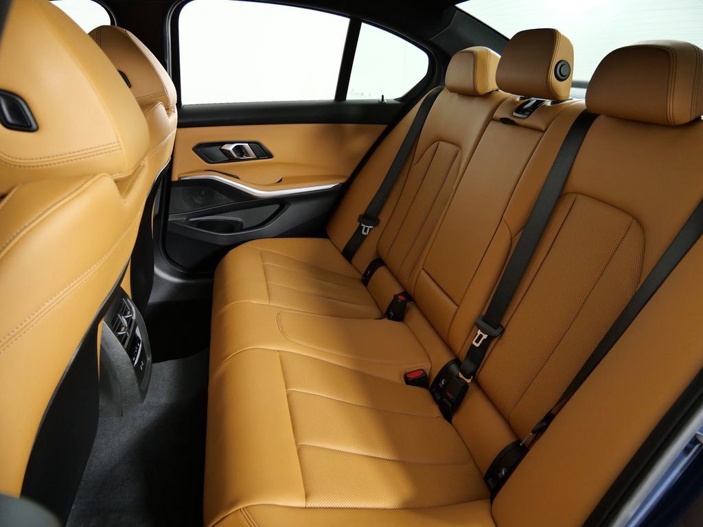 Thumbnail: 2026 BMW 3 Series - 36