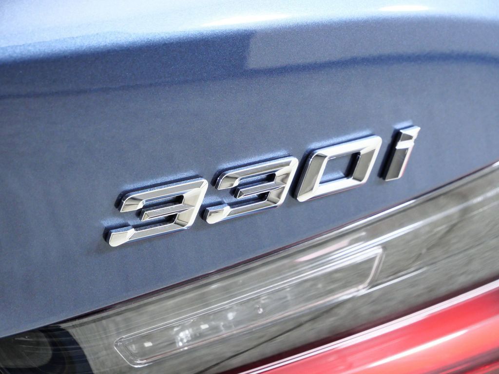 Thumbnail: 2026 BMW 3 Series - 23