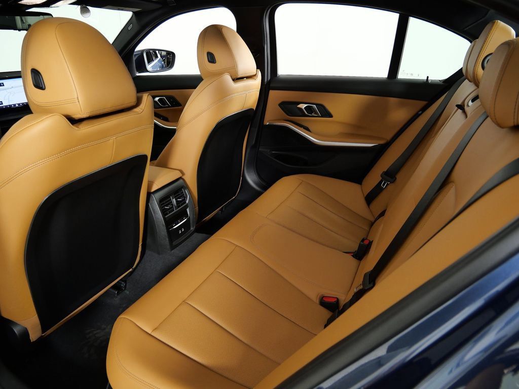 Thumbnail: 2026 BMW 3 Series - 35