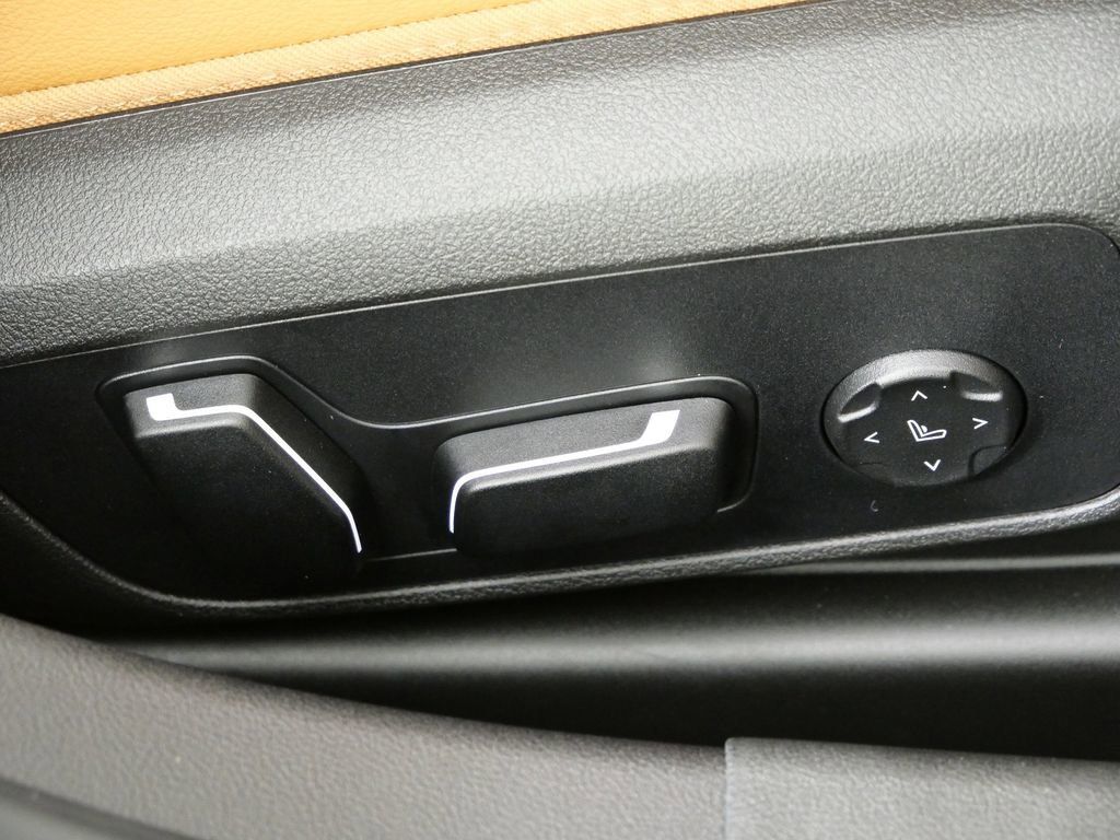 Thumbnail: 2026 BMW 3 Series - 29