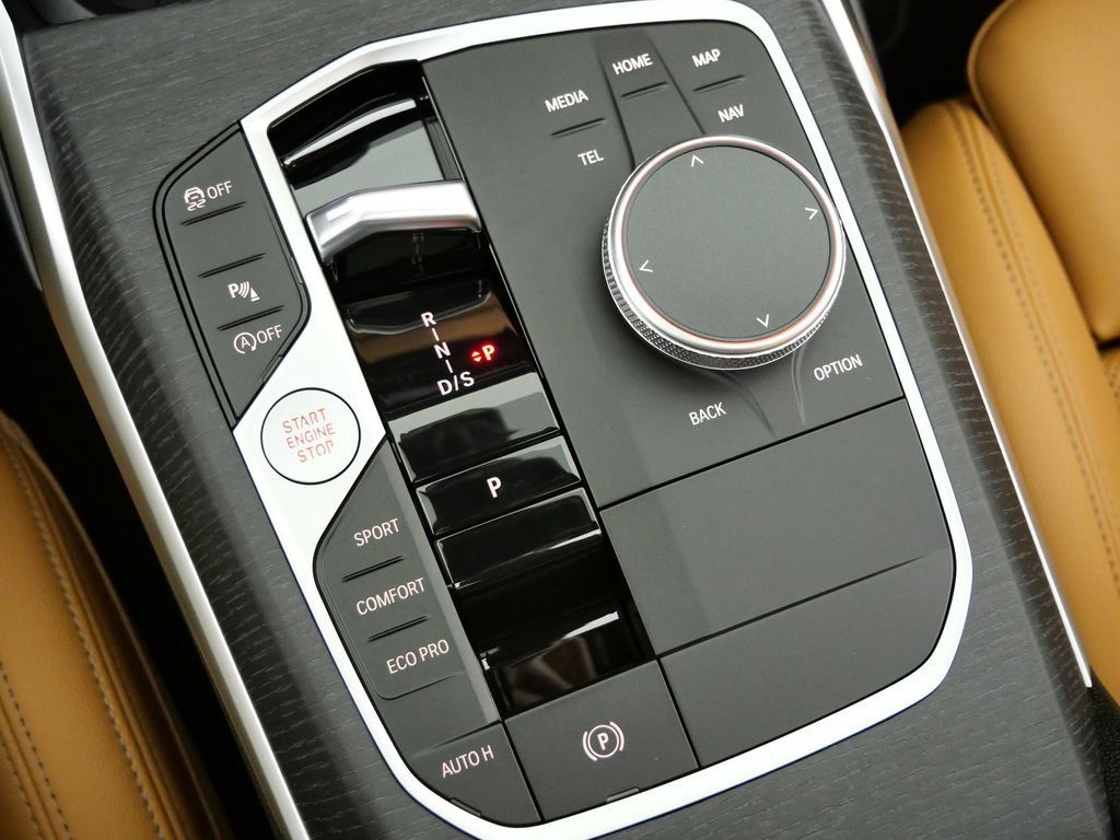 Thumbnail: 2026 BMW 3 Series - 13