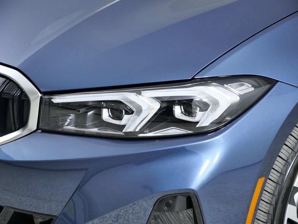 Thumbnail: 2026 BMW 3 Series - 17
