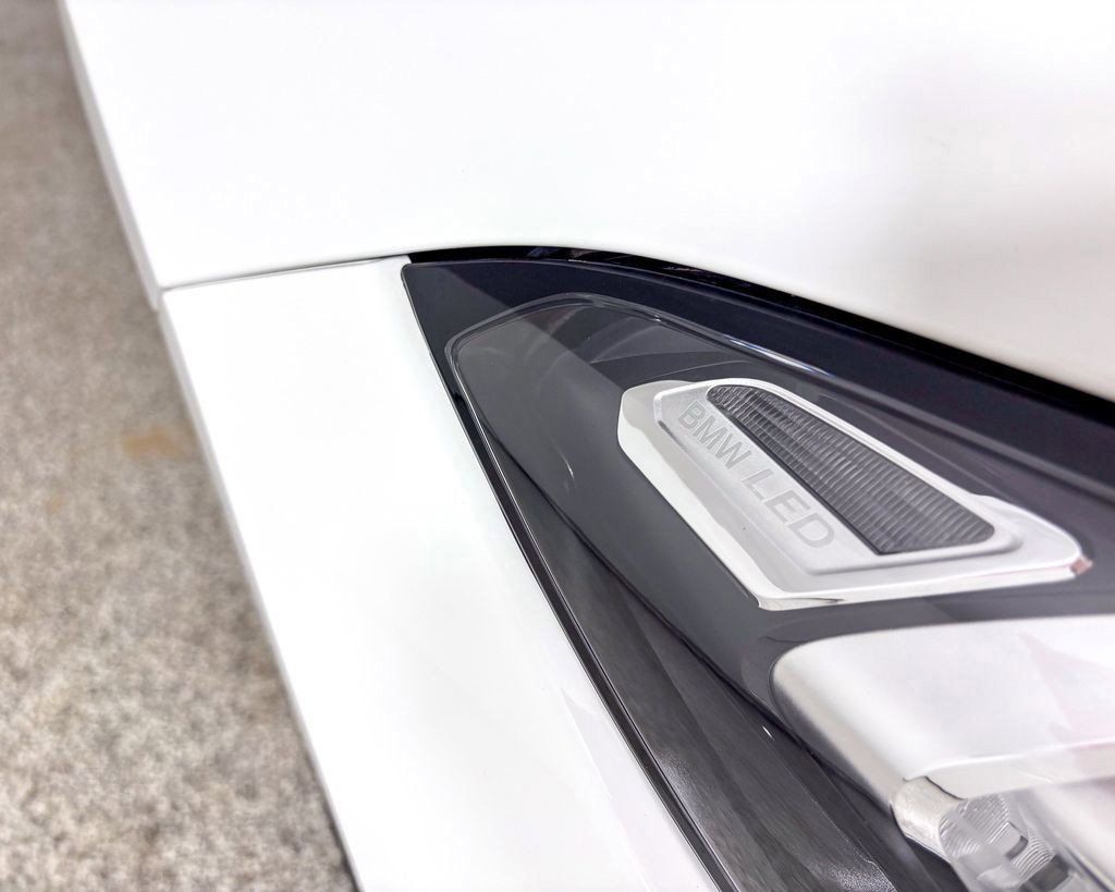Thumbnail: 2025 BMW 3 Series - 21