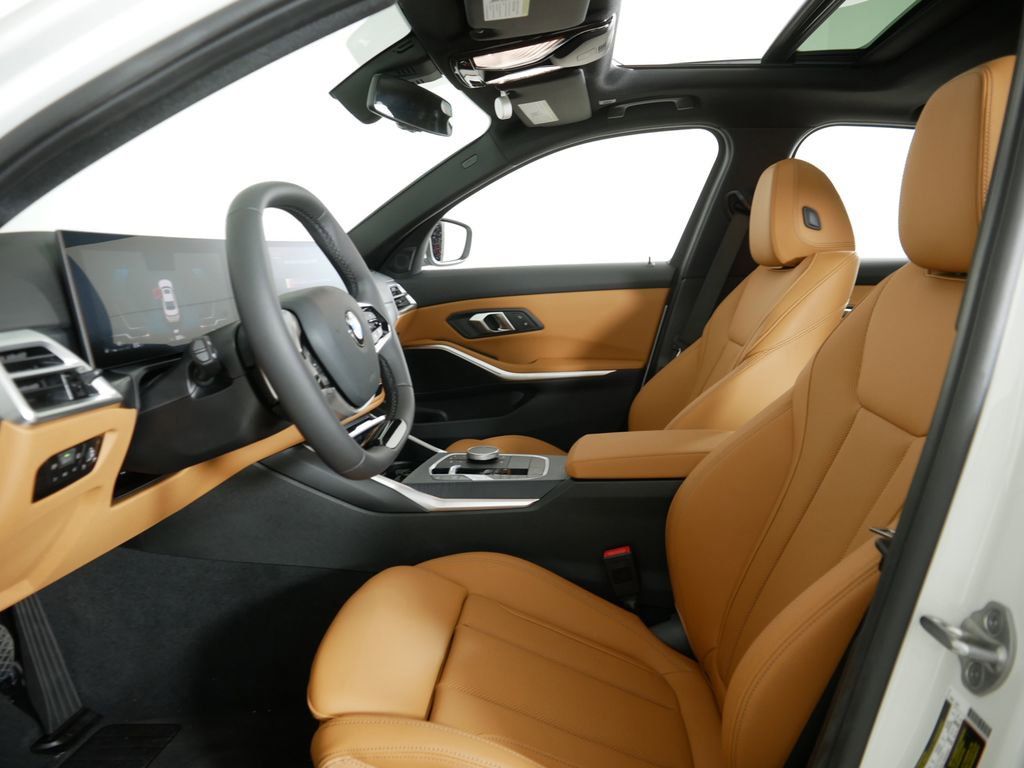 Thumbnail: 2025 BMW 3 Series - 34