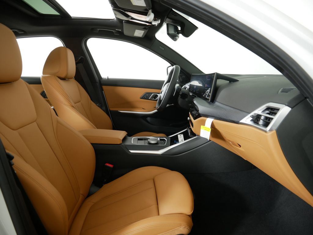 Thumbnail: 2025 BMW 3 Series - 9