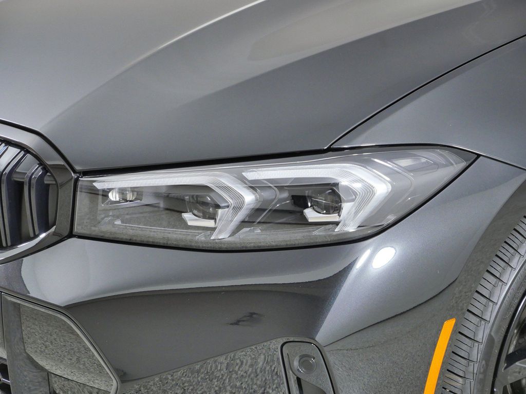 Thumbnail: 2025 BMW 3 Series - 17