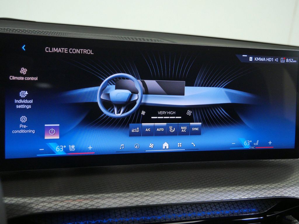Thumbnail: 2025 BMW 3 Series - 46