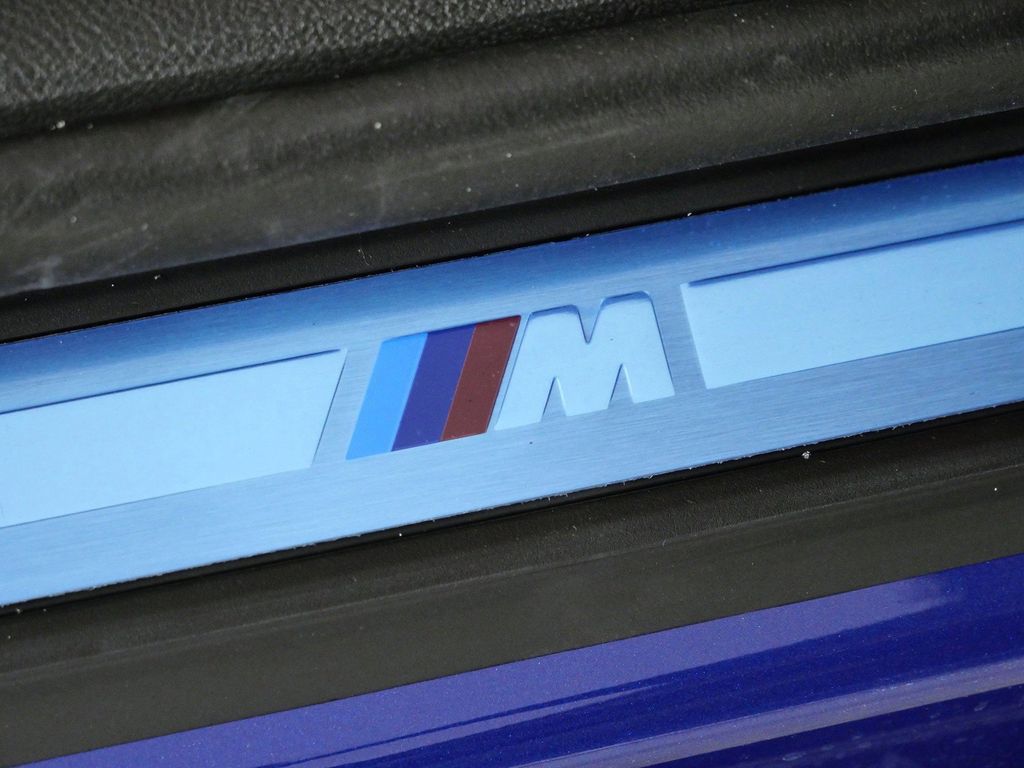 Thumbnail: 2026 BMW 3 Series - 16