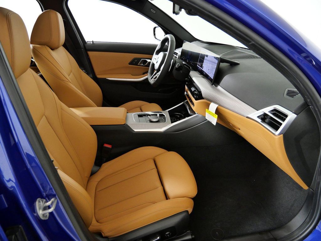 Thumbnail: 2026 BMW 3 Series - 8