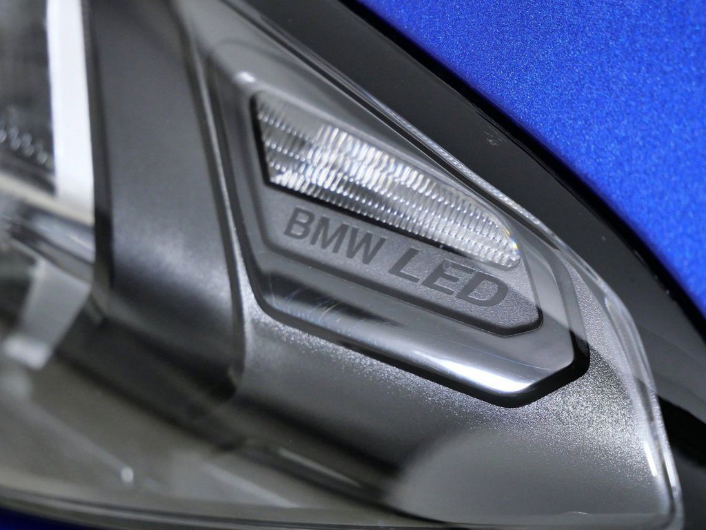 Thumbnail: 2026 BMW 3 Series - 18
