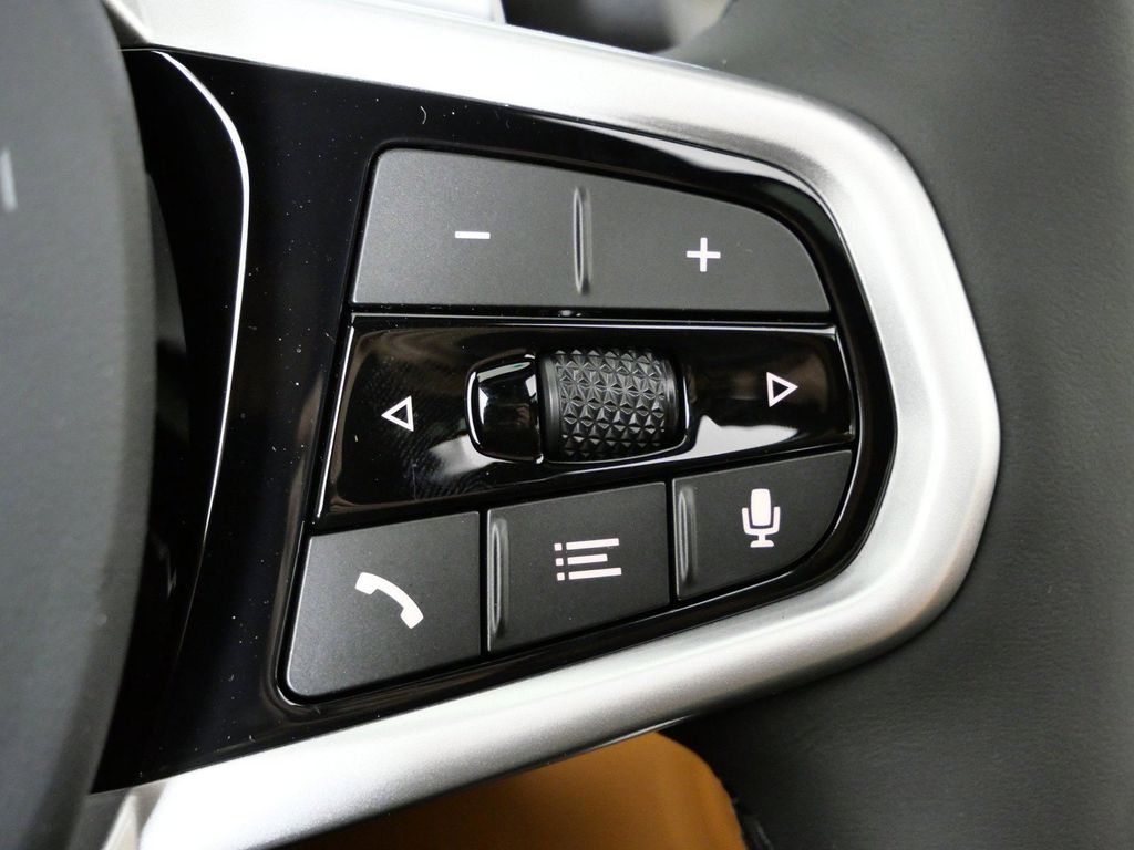 Thumbnail: 2026 BMW 3 Series - 44