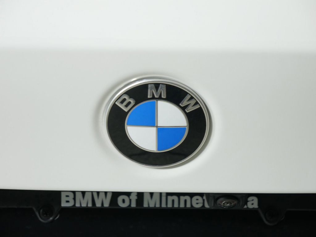 Thumbnail: 2025 BMW 3 Series - 7