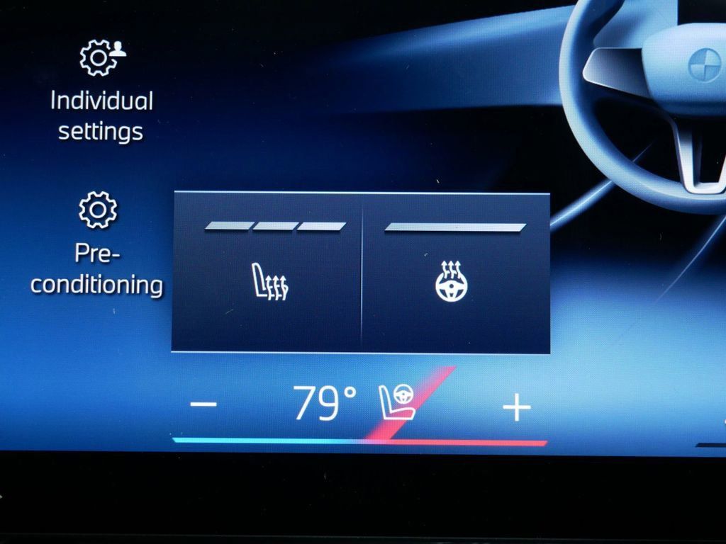 Thumbnail: 2025 BMW 3 Series - 44