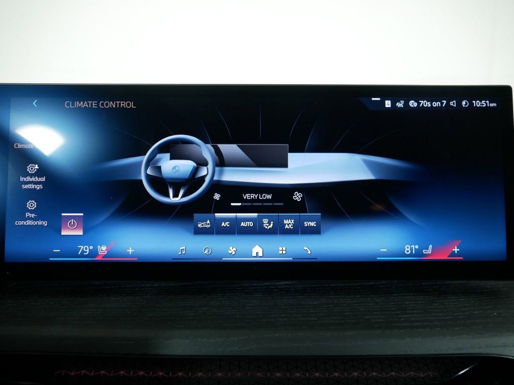 Thumbnail: 2025 BMW 3 Series - 43