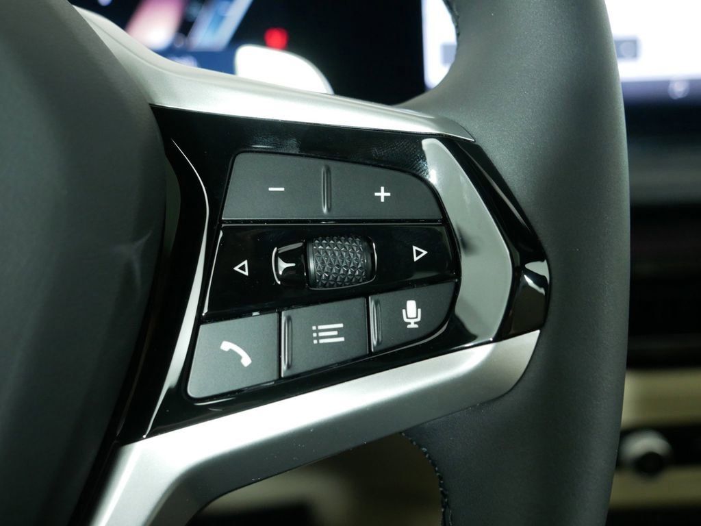 Thumbnail: 2025 BMW 3 Series - 42