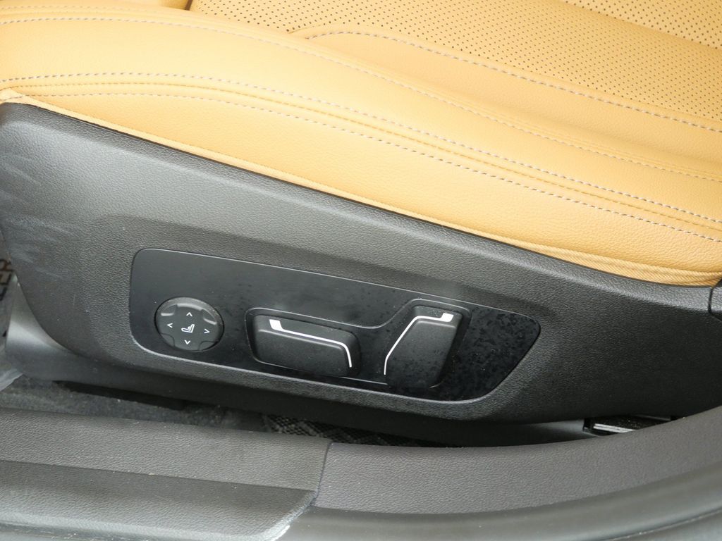 Thumbnail: 2024 BMW 3 Series - 40